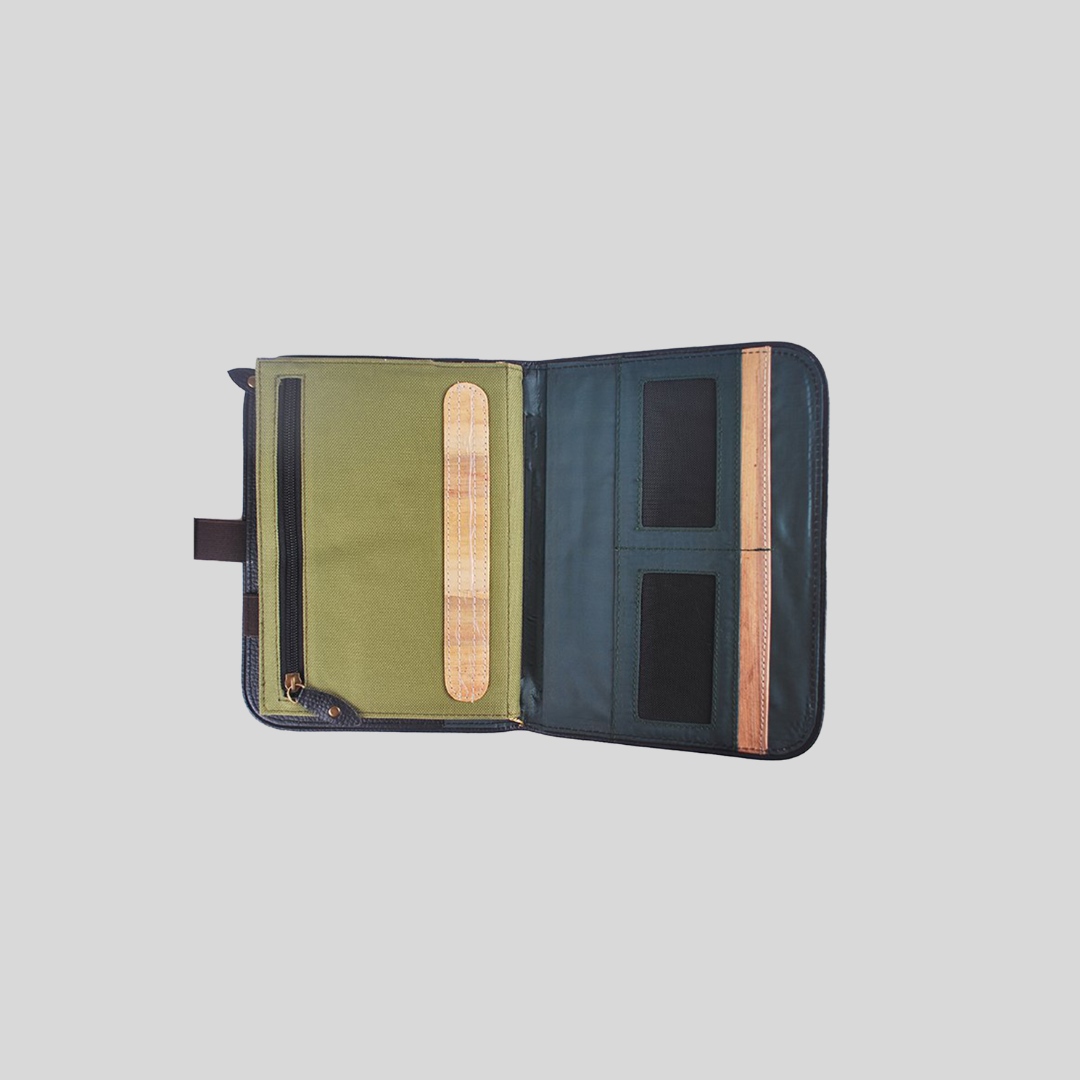 Painter's Holiday: Christmas Holiday Gift Set - Jacinto & Lirio