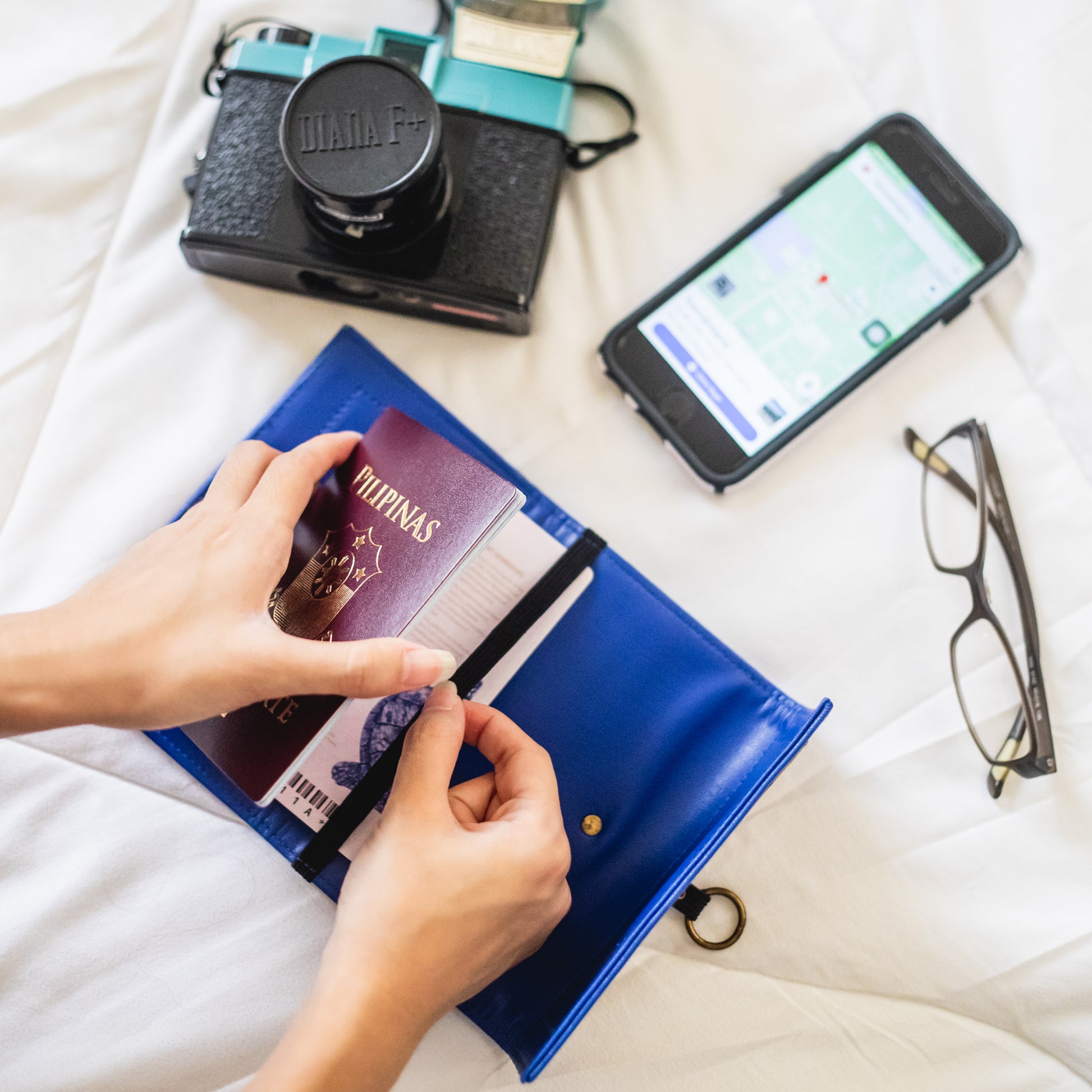 Artisan II Mini Dual Cover Passport Holder and Refillable Journal + Silver & Bronze Refill Bundle - Jacinto & Lirio