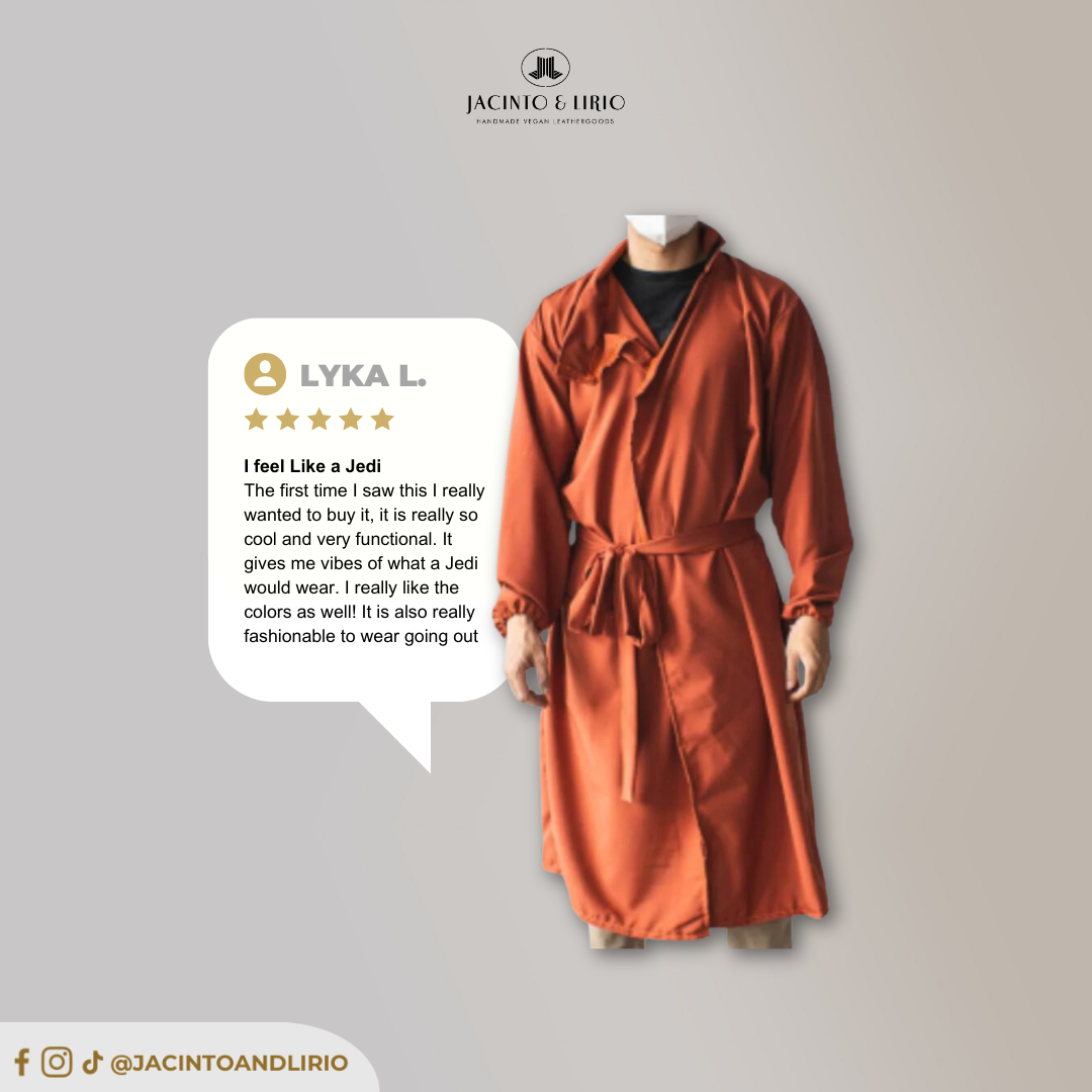 A 5 star review on a kimono-style PPE suit titled "I feel like a Jedi" detailing the high quality of the fashionable suit.