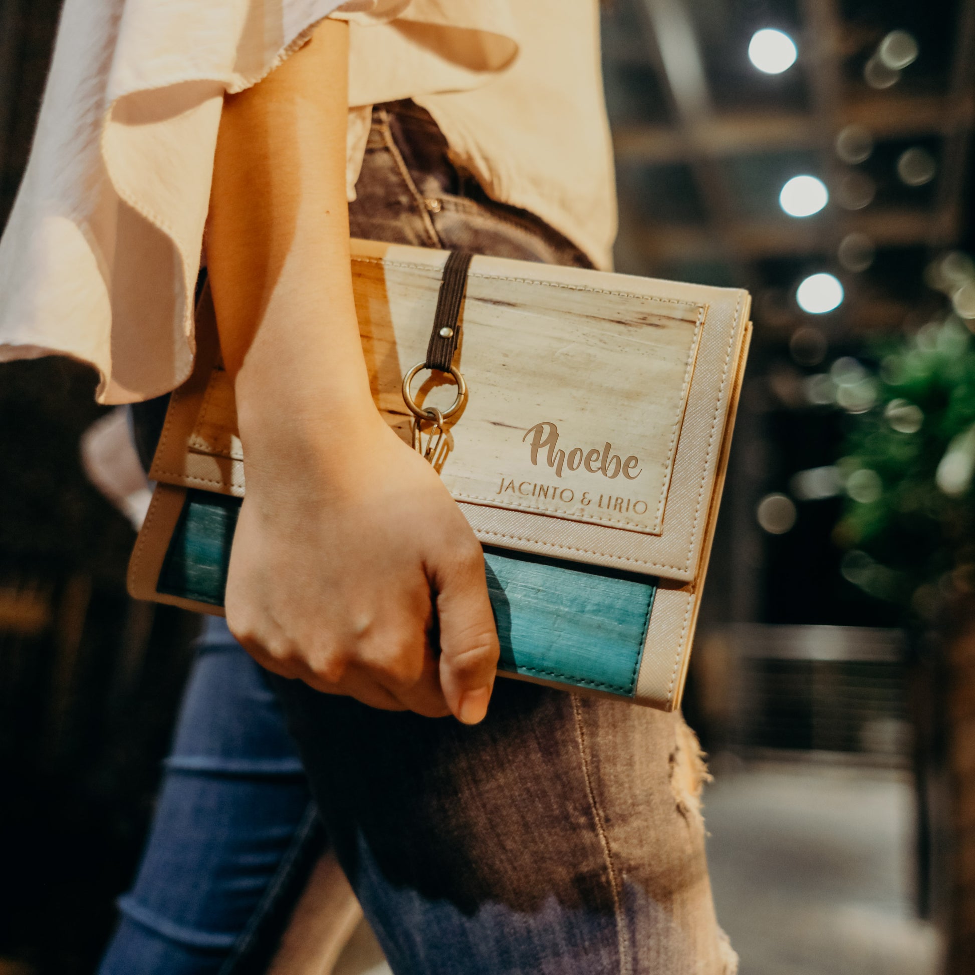 1 pc Artisan II Medium – Butterscotch Beige- Turquoise