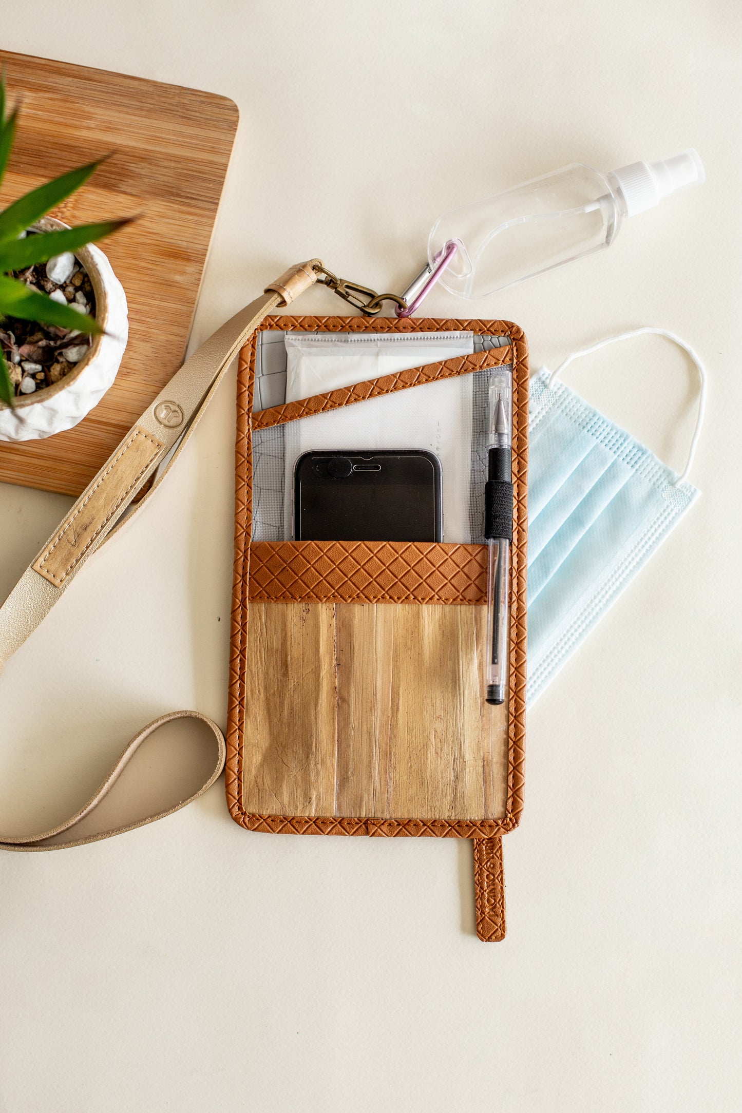 Essentials Kit - Jacinto & Lirio