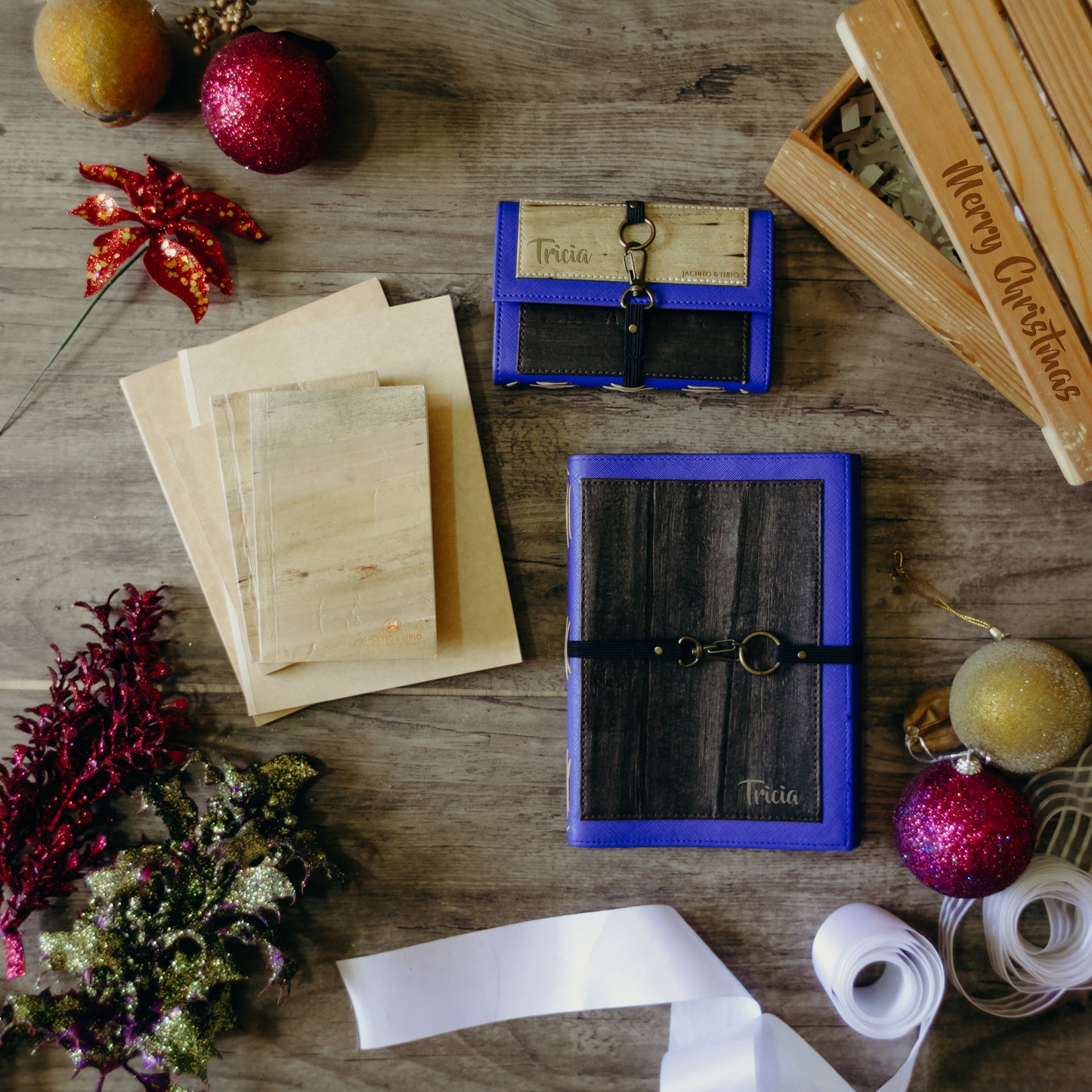 Feliz Navidad: Christmas Holiday Gift Set - Jacinto & Lirio