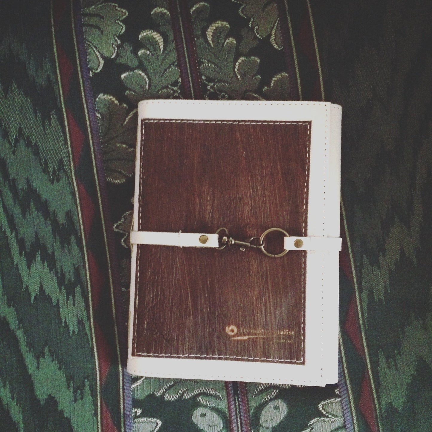 Logo Engraving Personalization - Jacinto & Lirio