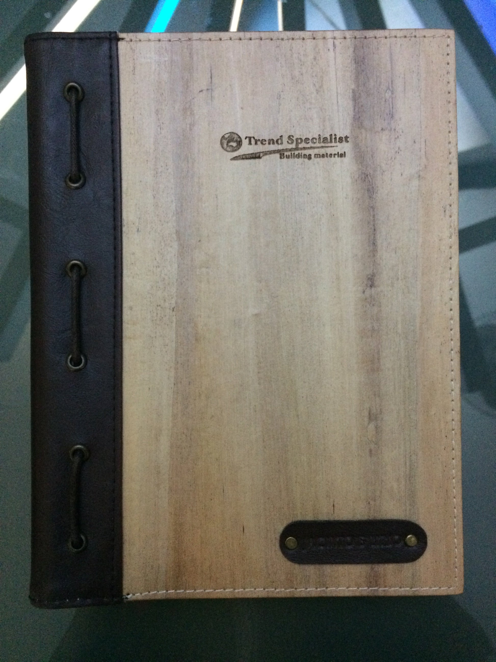 Logo Engraving Personalization - Jacinto & Lirio