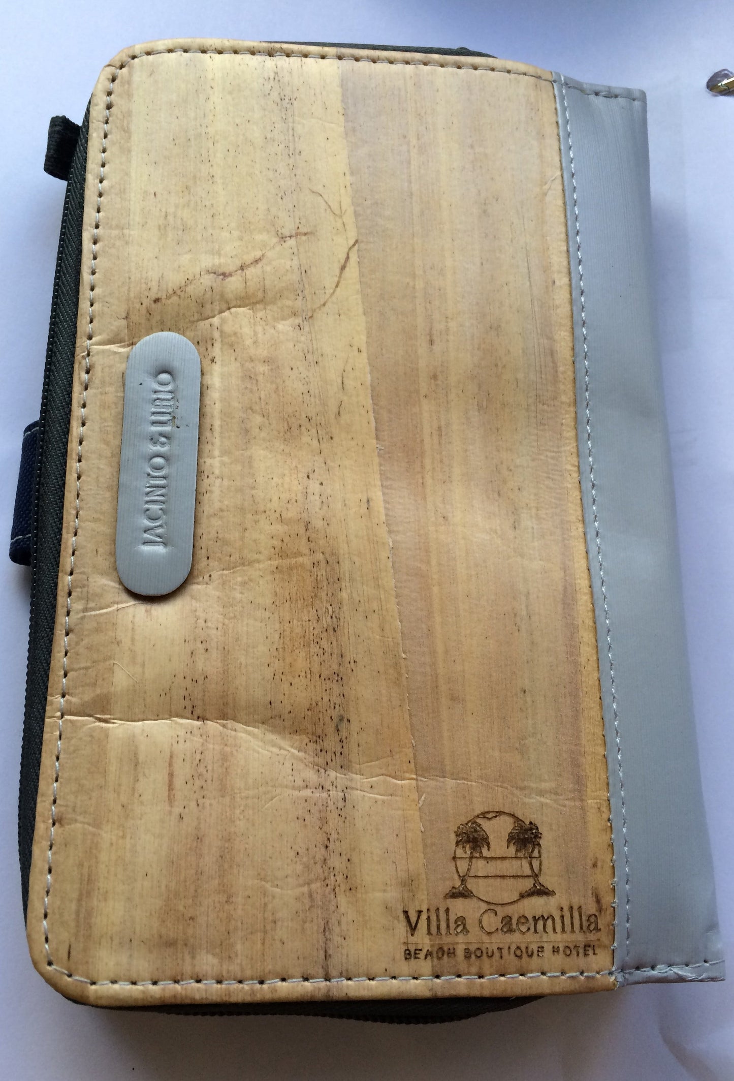 Logo Engraving Personalization - Jacinto & Lirio