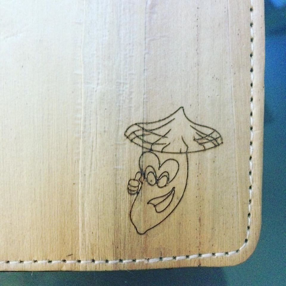 Logo Engraving Personalization - Jacinto & Lirio