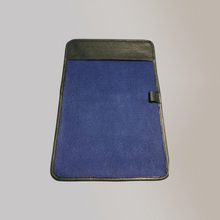 Load image into Gallery viewer, Vegan Leather Contract Holder - Jacinto &amp; Lirio