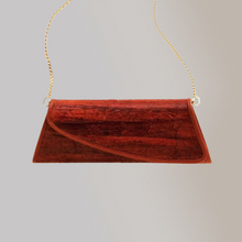 Load image into Gallery viewer, Vegan Leather Oriol Clutch - Jacinto &amp; Lirio
