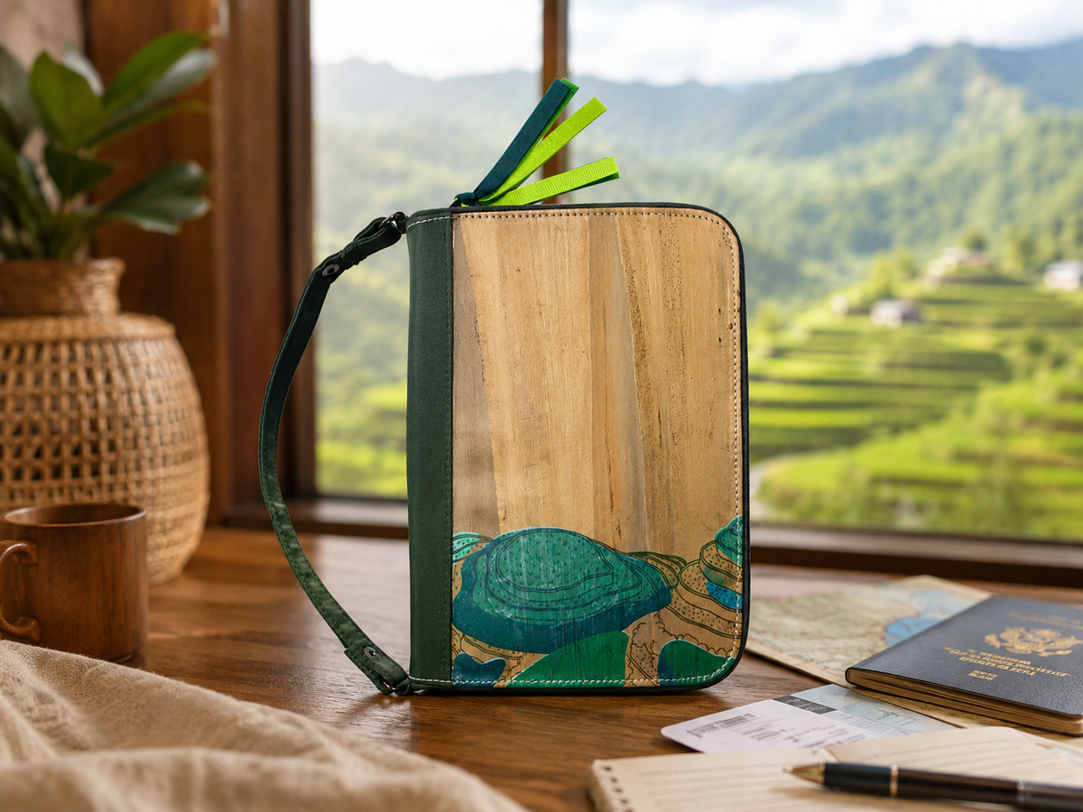 Hiraya Workspace Laptop Bag lifestyle image