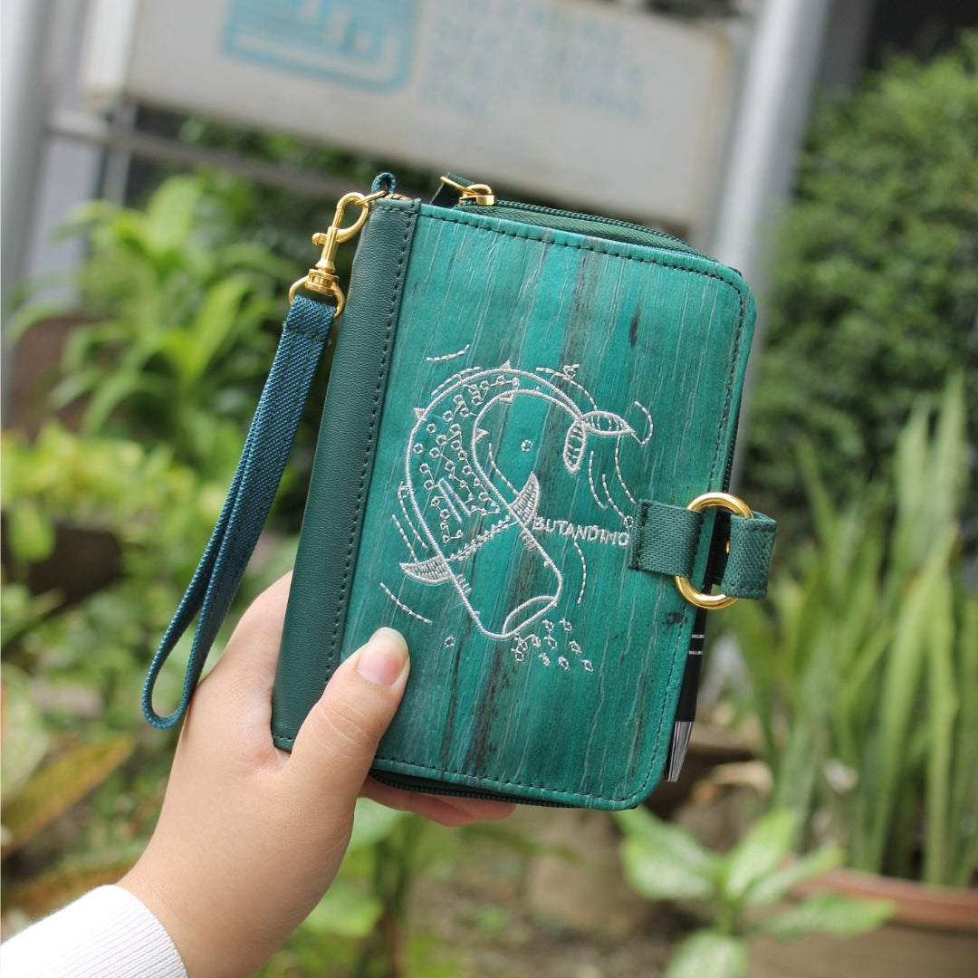 Fauna Mahika II Refillable Journal Magic Wallet Purse (Butanding)