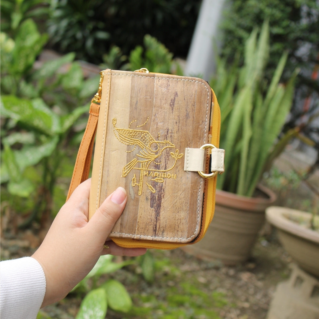 Fauna Mahika II Refillable Journal Magic Wallet Purse (Haribon)