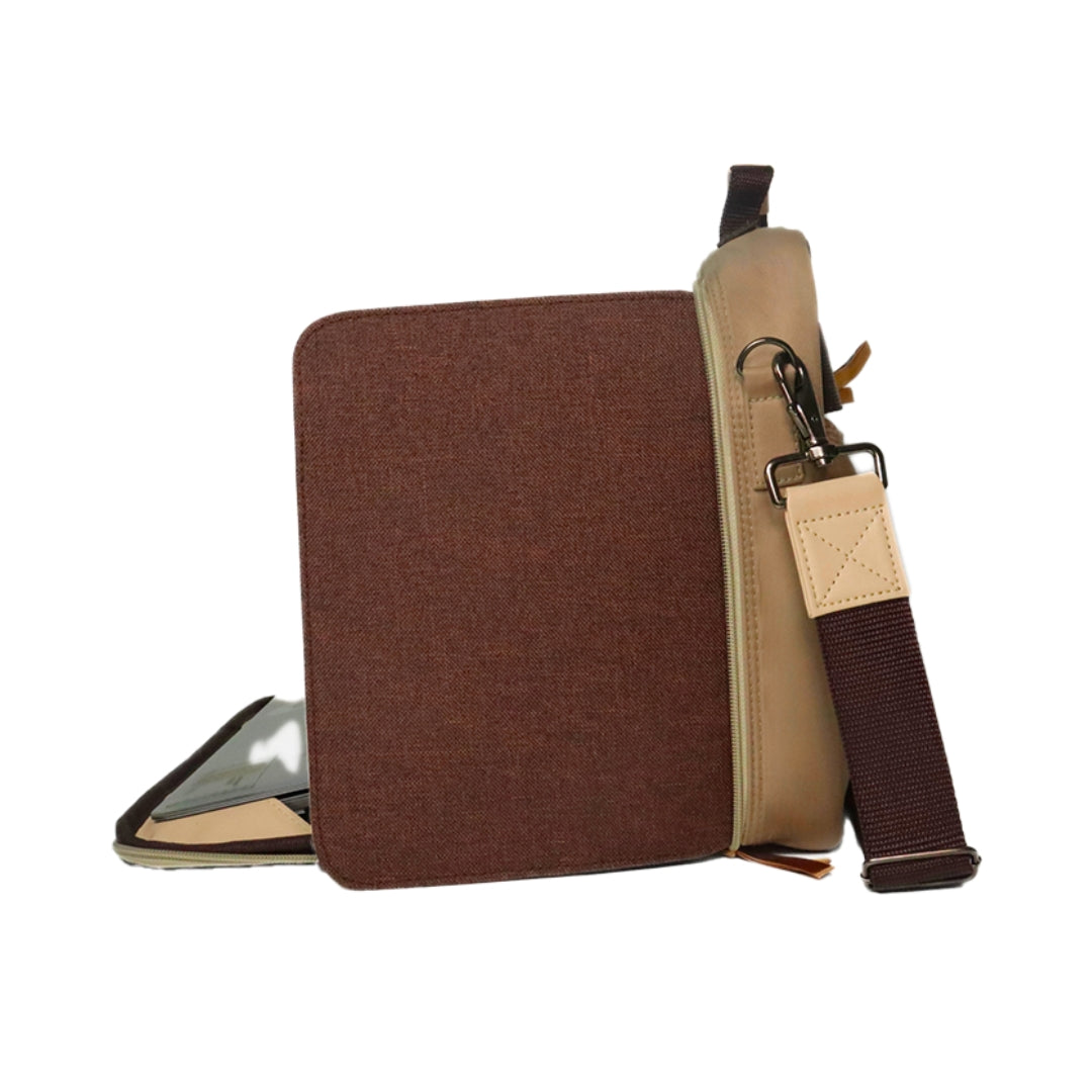 Hiraya (Mocha) opened side view.