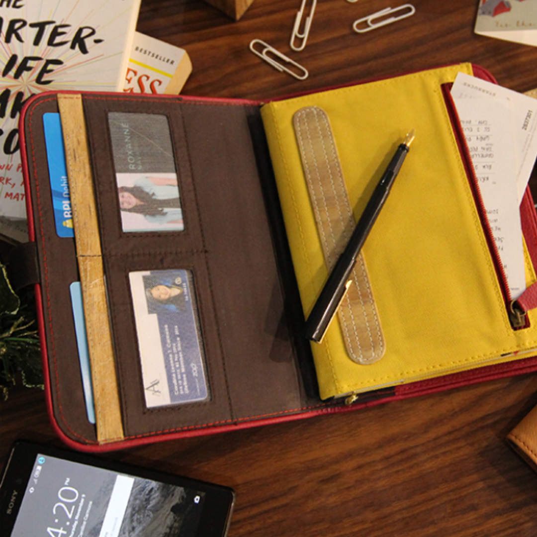 laro personalized travellers planners jacinto & lirio