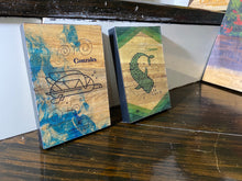 Load image into Gallery viewer, Imahe Water Hyacinth Canvas Wall Art with Wood Built Up - Jacinto &amp; Lirio