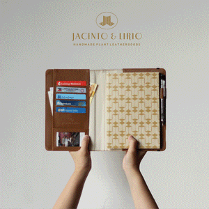 Journalists Premium Holiday: Christmas Holiday Gift Set - Jacinto & Lirio